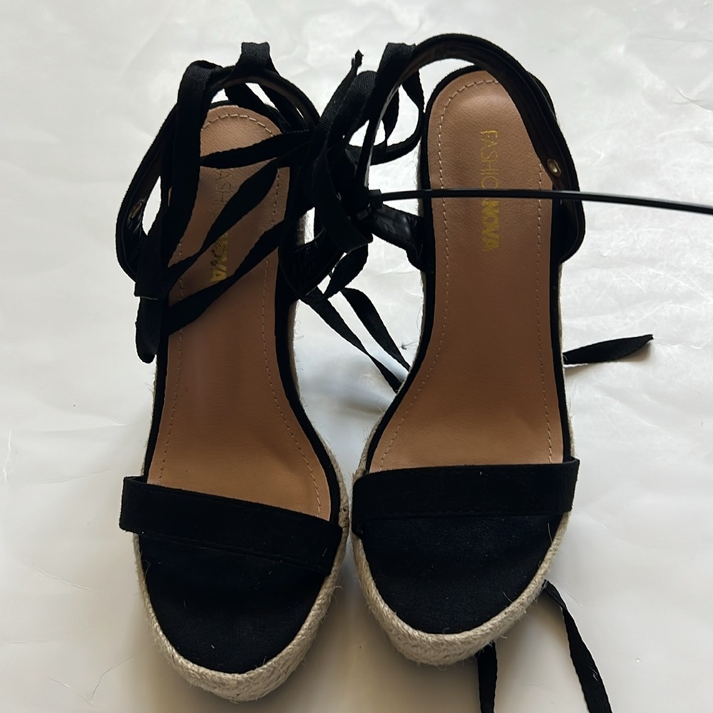Fashion Nova Get On My Level Wedges - Black - Picture 14 of 15